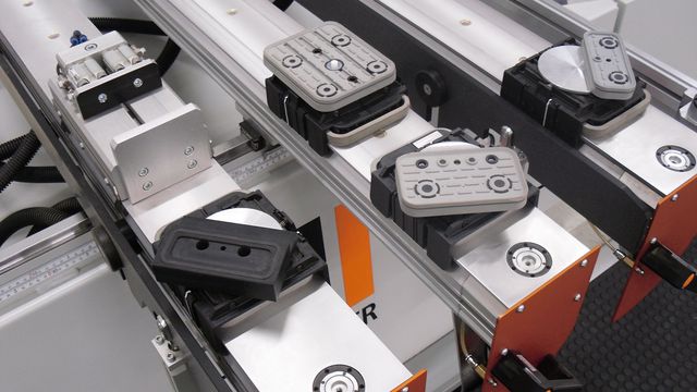 Консольный стол в стандартной комплектации Консольный стол в стандартной комплектации
